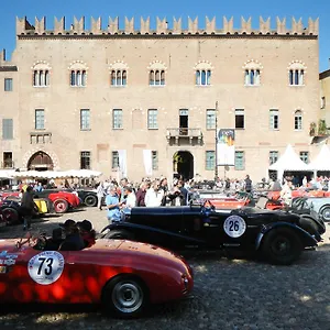 Gasthuis Palazzo Castiglioni Luxury And, Mantua